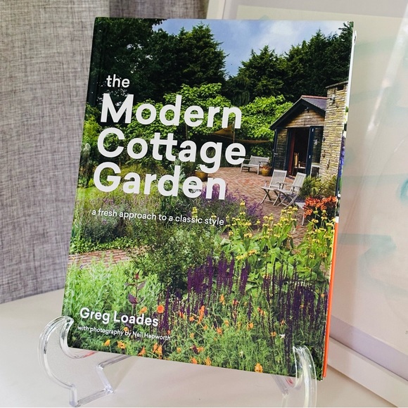 Modern Cottage Garden Book